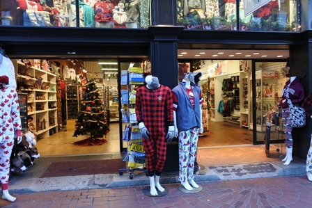 �o���N�[�o�[�P�Q