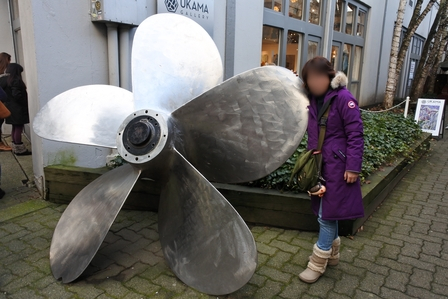 �o���N�[�o�[�Q�X