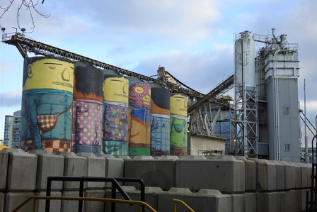 �o���N�[�o�[�R�U