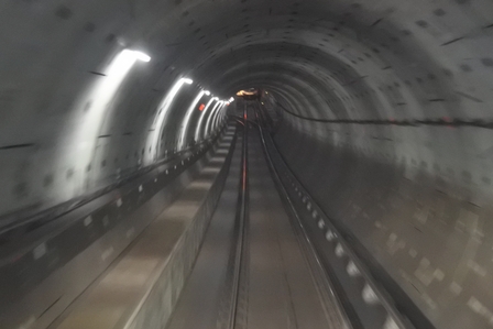 �o���N�[�o�[�T�S