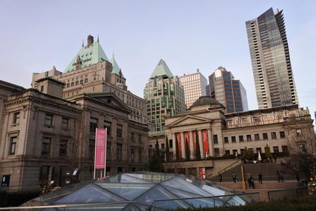 �o���N�[�o�[�T�U