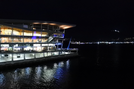 �o���N�[�o�[�U�T