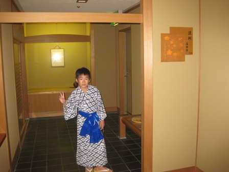 ���͌��P�R