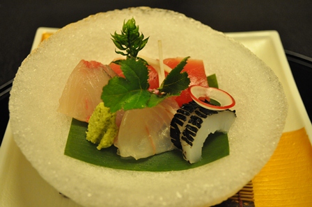 ���͌��P�U